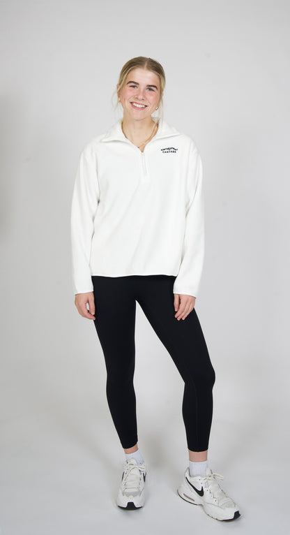 Cascade Horizon Half-Zip Fleece in White — full outfit on model