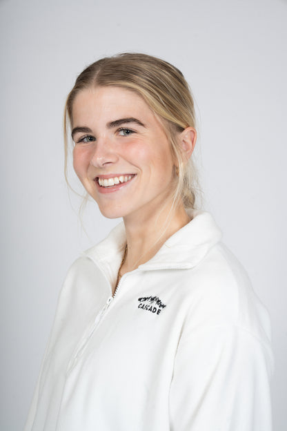 Cascade Horizon Half-Zip Fleece in White — garment detail