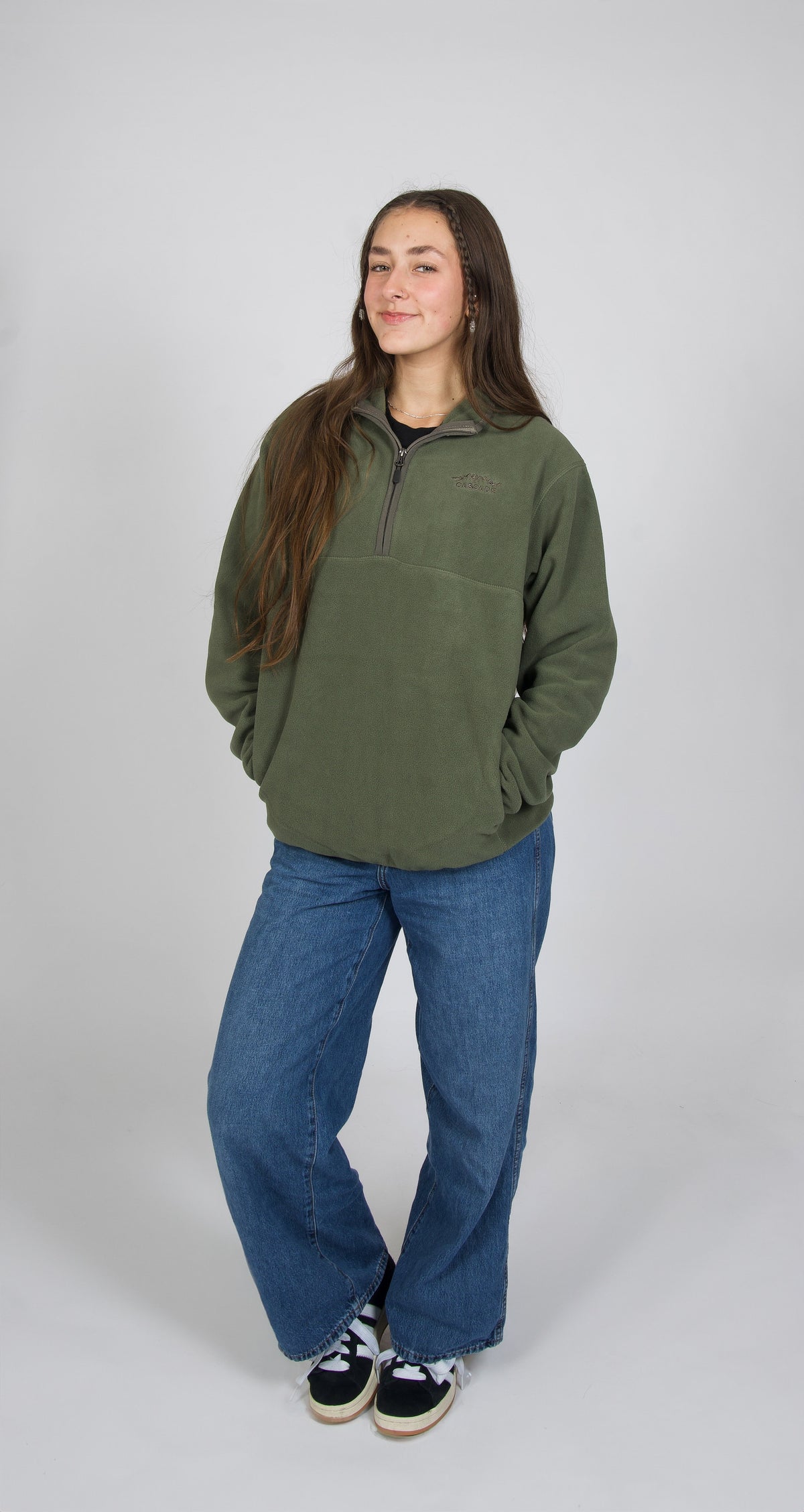Cascade Horizon Half-Zip Fleece in Deep Forest Green — full outfit on model