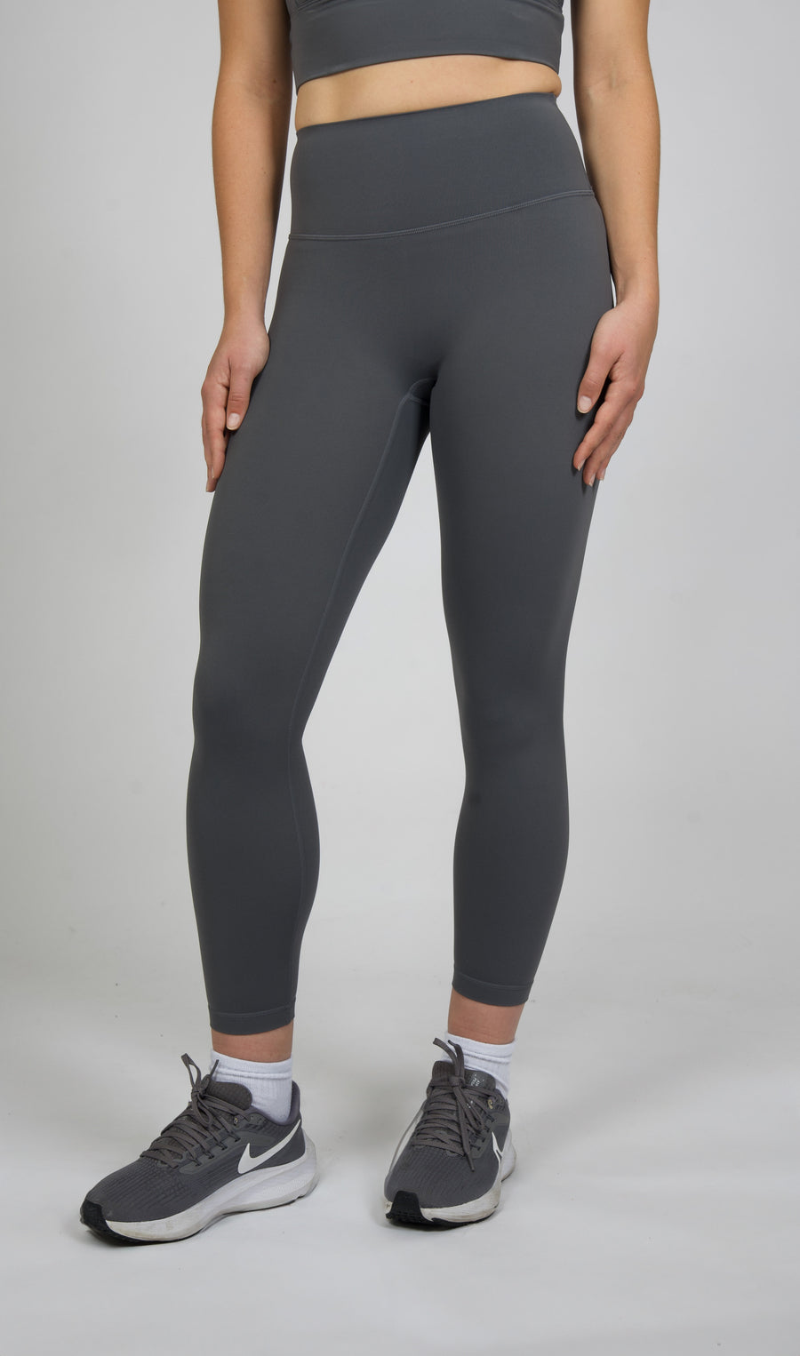 Cascade High-Rise Ascend Legging in Storm Grey — front view