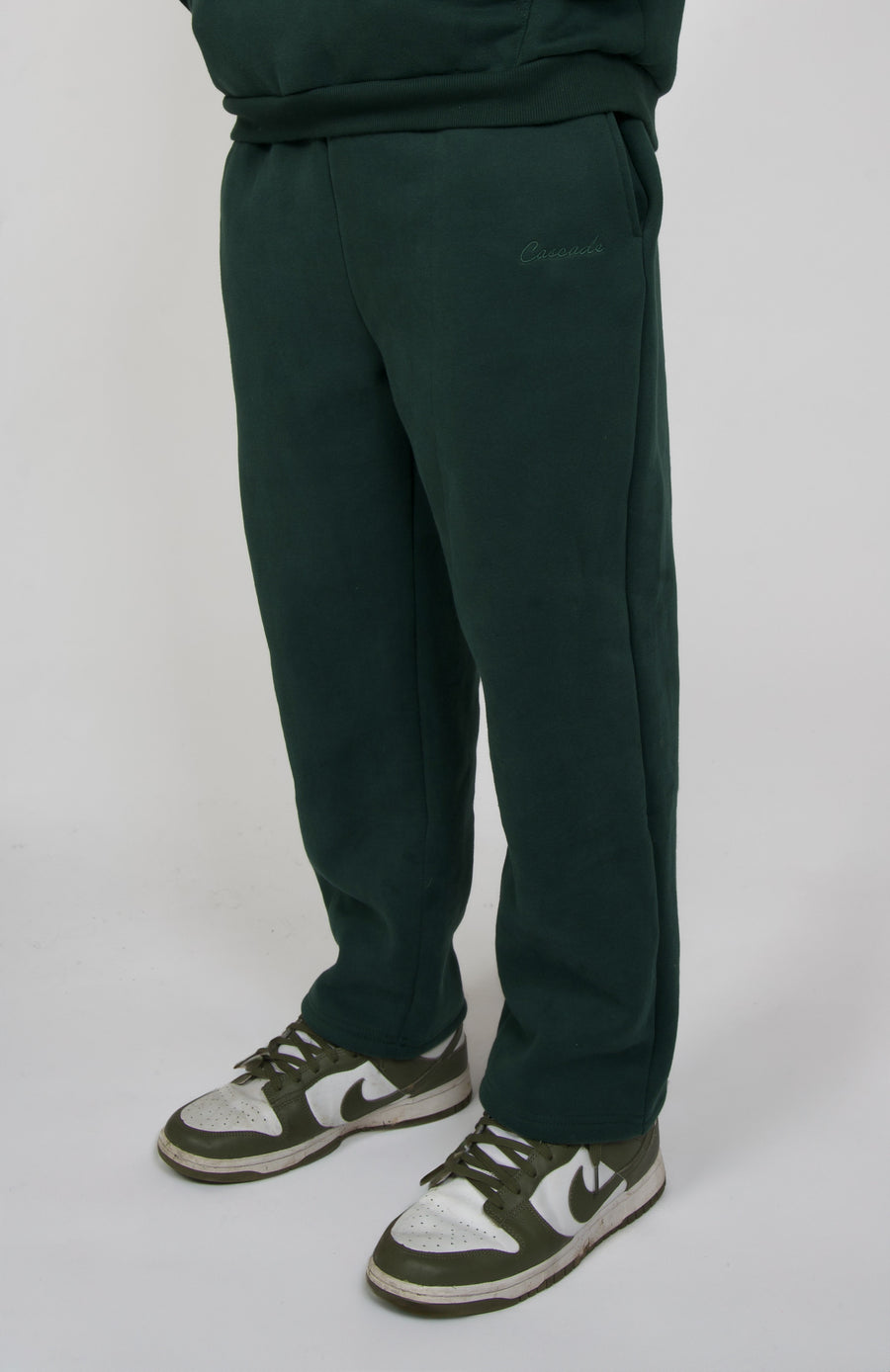Cascade Classic Sweatpants in Deep Forest Green — front view